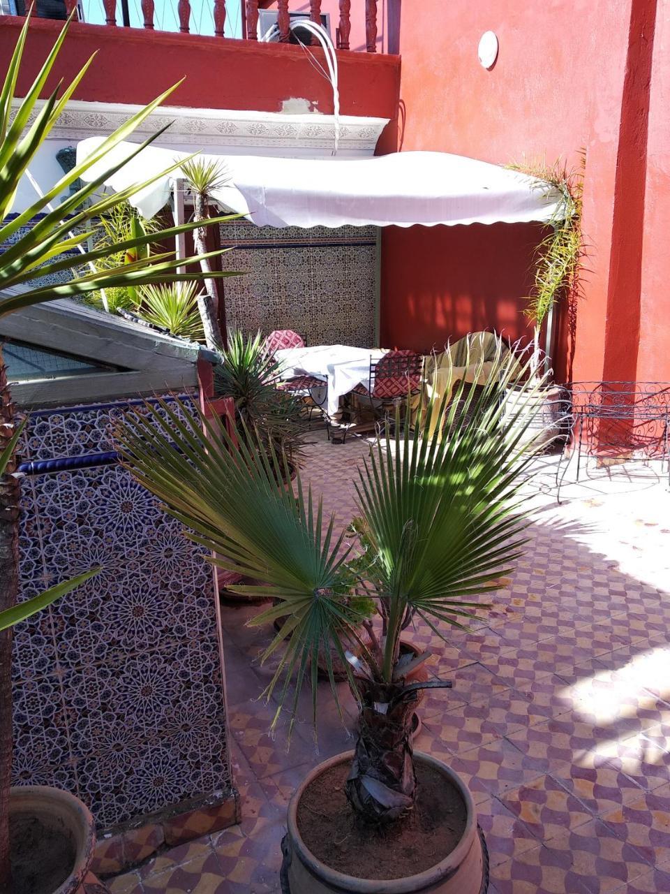 Ryad Bab Berdaine Meknes Exterior photo